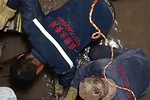 衢州电梯井堵漏施工视频